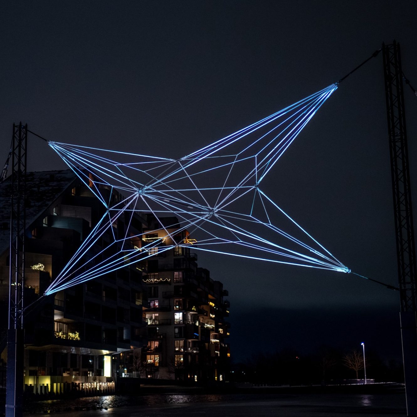 WEB tisse sa toile à Copenhague